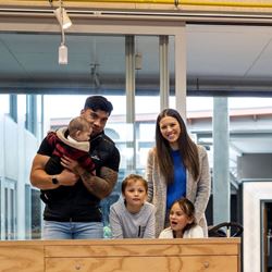 Picture of Te Rā, Family 2 + 3